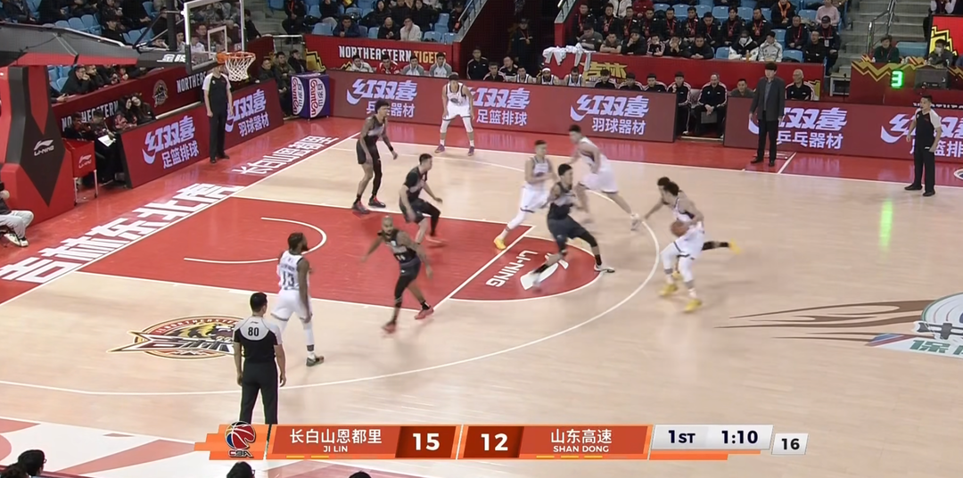 半场战报|手感冰冷!山东30:37落后吉林,无一人得分上双